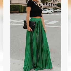 Green Pleated Maxi Skirt Size 16 High Waisted Flowy Statement